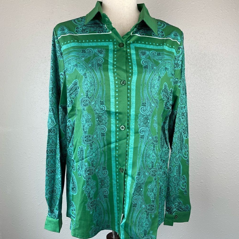 NWOT MISSLOOK Green Button Down Shirt Size L